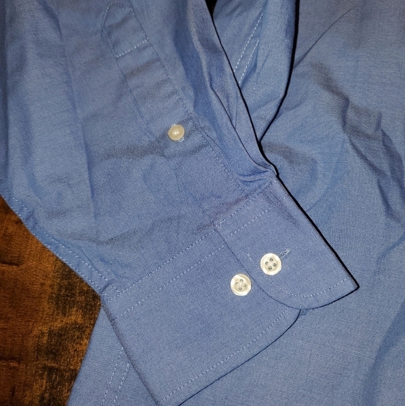 Light Blue Chaps Button-Down Dress Shirt - Large - Picture 3 of 12
